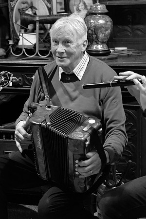 0142 O'Carolan Musicians