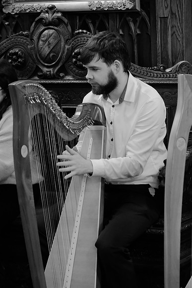 0064 O'Carolan Musicians