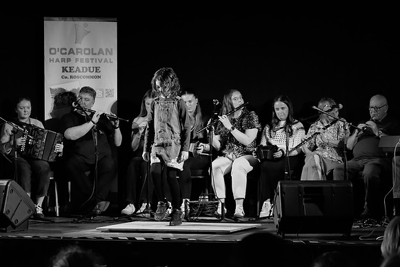 0156 O'Carolan Harp Festival 5thAugust Door Dancing