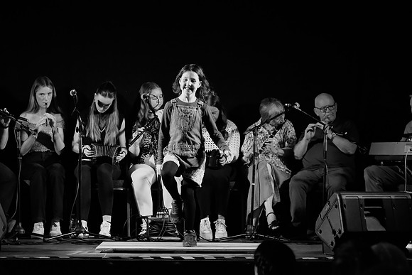 0161 O'Carolan Harp Festival 5thAugust Door Dancing