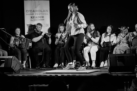 0205 O'Carolan Harp Festival 5thAugust Door Dancing