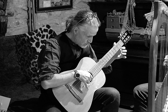 0159 O'Carolan Musicians