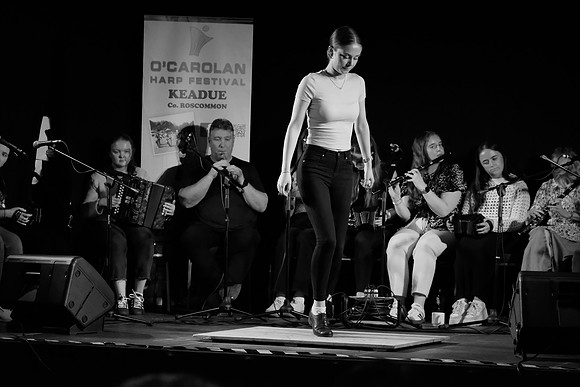 0273 O'Carolan Harp Festival 5thAugust Door Dancing