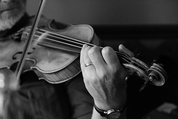0011 Sessions on the Shannon