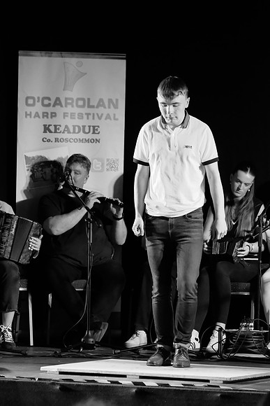 0078 O'Carolan Harp Festival 5thAugust Door Dancing