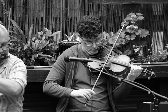 0041 Sessions on the Shannon