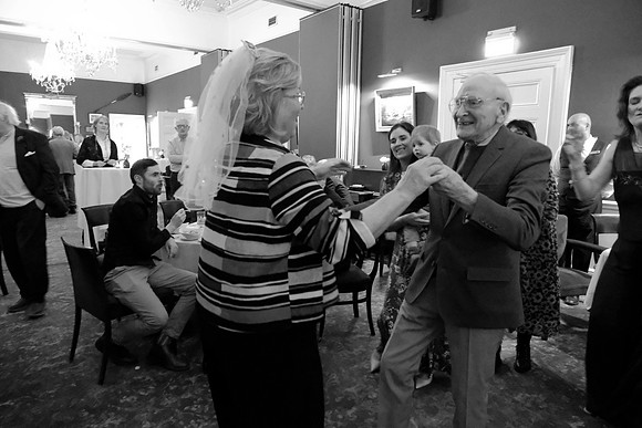 211 Nuala and Stephen_
