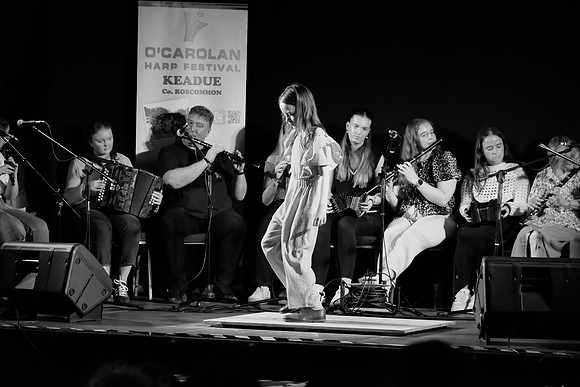 0185 O'Carolan Harp Festival 5thAugust Door Dancing