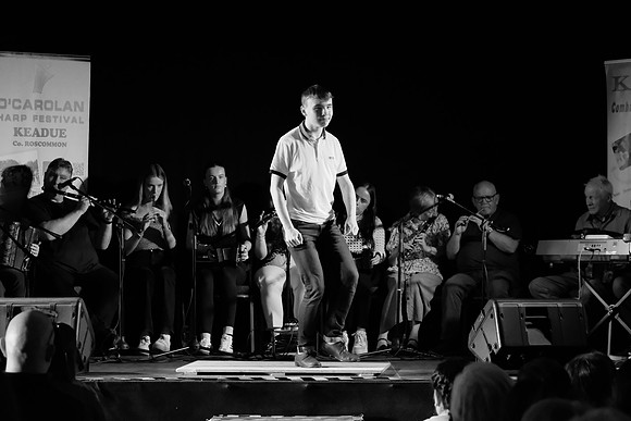 0073 O'Carolan Harp Festival 5thAugust Door Dancing