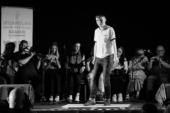 0074 O'Carolan Harp Festival 5thAugust Door Dancing