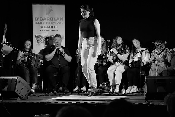0232 O'Carolan Harp Festival 5thAugust Door Dancing