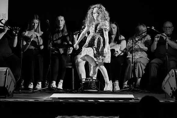 0103 O'Carolan Harp Festival 5thAugust Door Dancing