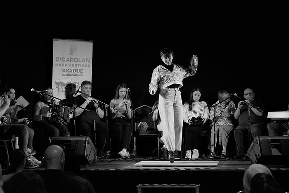 0211 O'Carolan Harp Festival 5thAugust Door Dancing