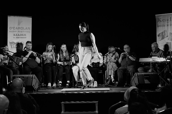 0230 O'Carolan Harp Festival 5thAugust Door Dancing