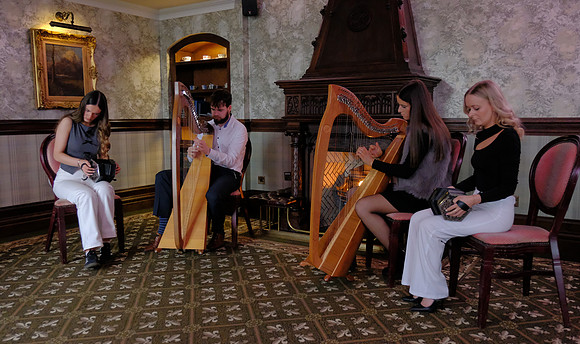 0047 O'Carolan Musicians