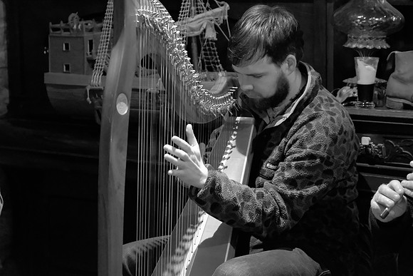 0136 O'Carolan Musicians