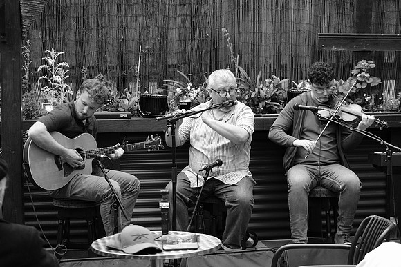 0039 Sessions on the Shannon