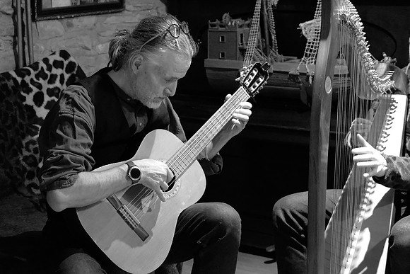 0157 O'Carolan Musicians
