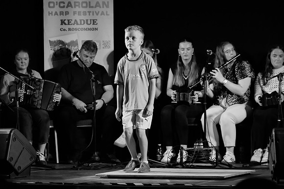 0175 O'Carolan Harp Festival 5thAugust Door Dancing