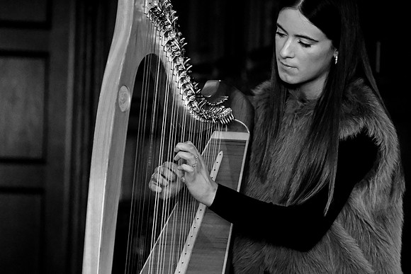 0042 O'Carolan Musicians