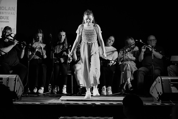 0118 O'Carolan Harp Festival 5thAugust Door Dancing