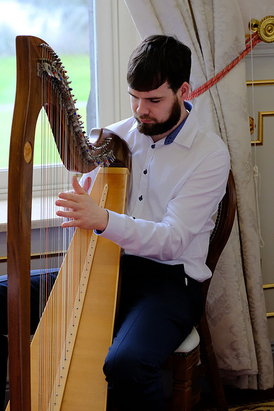 0083 O'Carolan Musicians