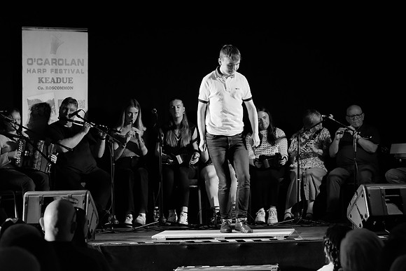 0071 O'Carolan Harp Festival 5thAugust Door Dancing