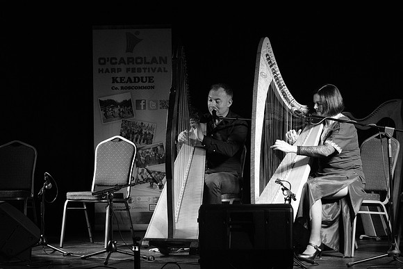 0116 Harps Together