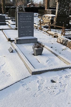 054 Ireland in the snow