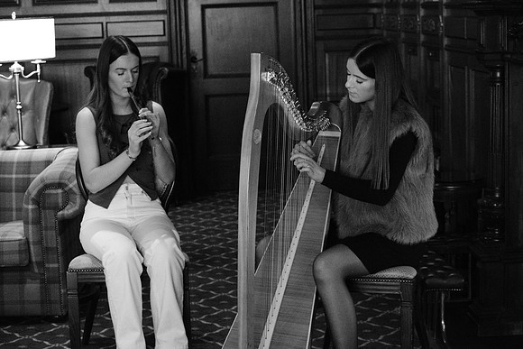 0001 O'Carolan Musicians