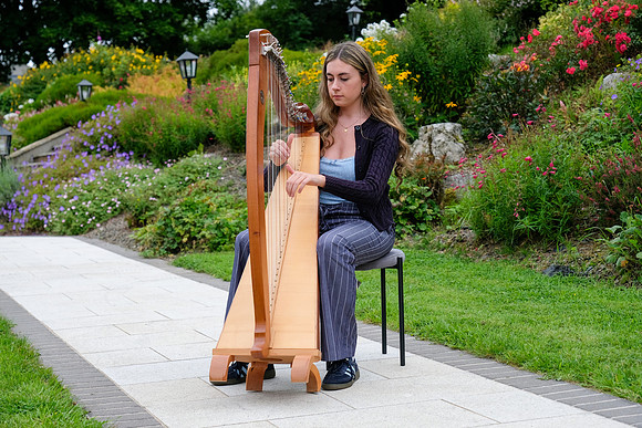 294 O'Carolan Festival Harp Competitions and Tour