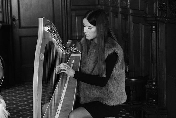 0002 O'Carolan Musicians