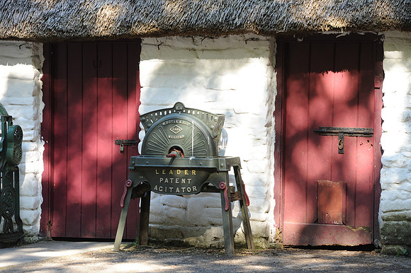 088 Irish Cottage Life