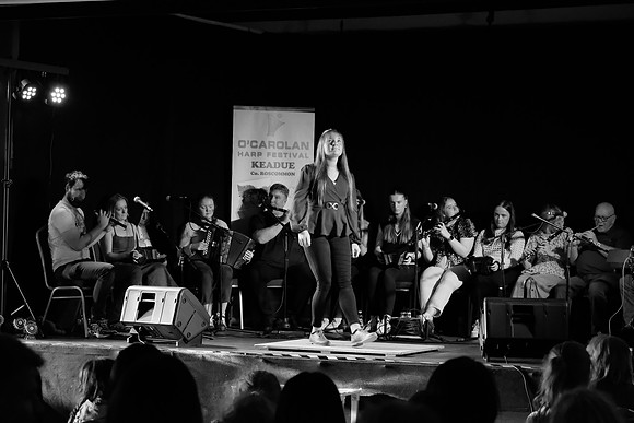 0052 O'Carolan Harp Festival 5thAugust Door Dancing