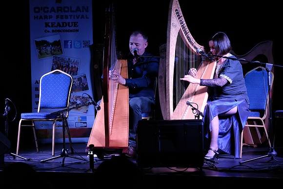 0136 Harps Together