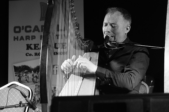 0106 Harps Together