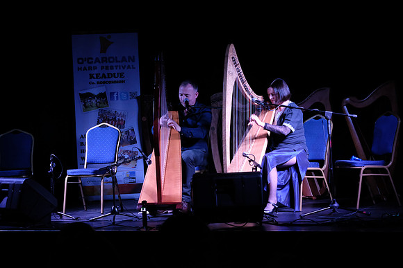 0139 Harps Together