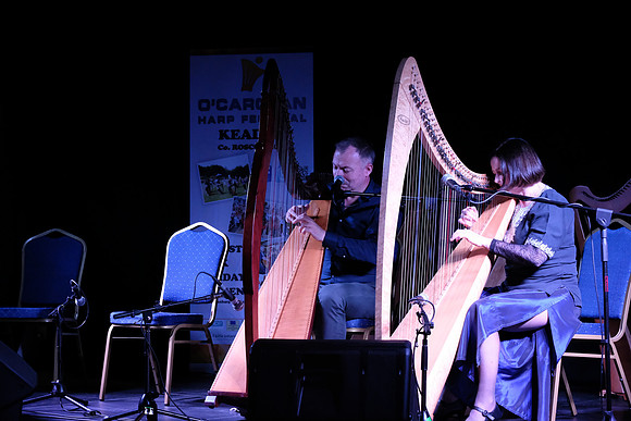 0113 Harps Together