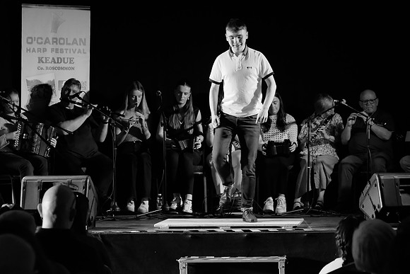 0070 O'Carolan Harp Festival 5thAugust Door Dancing