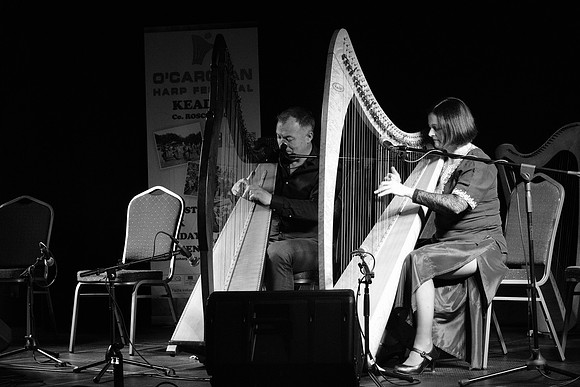 0115 Harps Together